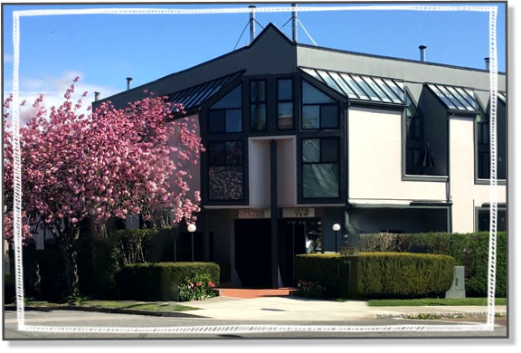 Newport Mews | 3rd & Yew Street in Kitsilano | 1870 Yew Street